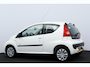 Peugeot 107 1.0-12V Millesim 200/ APK 10-2027!/ Airco/ C.V. Afstand/ Elek. Ramen/ Isofix/ Deelbare achterbank/ Radio-CD AUX/ Toerenteller/ Getint glas.
