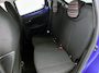 Citroën C1 Shine 1.0 e-VTi 72pk | Navigatie | Achteruitrijcamera | Climate Control | Bluetooth | Touchscreen | Radio/MP3 speler met stuurbediening | Donker getint glas | Zuinig en voordelig autorijden! | 15" lichtmetalen velgen |