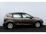 Renault Scenic 1.2 TCe Expression/ Dealer onderhouden!/ Trekhaak/ 16'' LMV/ Keyless/ Navi/ Clima/ Cruise/ Elek. pakket/ Isofix/ Bluetooth/ Armsteun/ Multi. LEDER. Stuur/ Mistl./ PDC/ LED Dagrijverl.