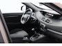 Renault Scenic 1.2 TCe Expression/ Dealer onderhouden!/ Trekhaak/ 16'' LMV/ Keyless/ Navi/ Clima/ Cruise/ Elek. pakket/ Isofix/ Bluetooth/ Armsteun/ Multi. LEDER. Stuur/ Mistl./ PDC/ LED Dagrijverl.