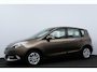 Renault Scenic 1.2 TCe Expression/ Dealer onderhouden!/ Trekhaak/ 16'' LMV/ Keyless/ Navi/ Clima/ Cruise/ Elek. pakket/ Isofix/ Bluetooth/ Armsteun/ Multi. LEDER. Stuur/ Mistl./ PDC/ LED Dagrijverl.