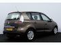Renault Scenic 1.2 TCe Expression/ Dealer onderhouden!/ Trekhaak/ 16'' LMV/ Keyless/ Navi/ Clima/ Cruise/ Elek. pakket/ Isofix/ Bluetooth/ Armsteun/ Multi. LEDER. Stuur/ Mistl./ PDC/ LED Dagrijverl.