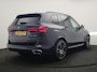 BMW X5 xDrive50e High Executive PHEV 490pk Dealer O.H. | Panodak Sky Lounge | M Sport | Luchtvering | Head Up | 360 Camera | Harman / Kardon | Nappa Lederen Comfortstoelen Memory & Verwarmd | Carbon Schwarz | Apple Carplay | Keyless | Blis | 22"L Plug In Hybrid |
