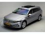 Volkswagen Passat VARIANT 1.5 TSI Business Aut. [ Panorama LED Virtual Stoelverwarming ]