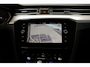 Volkswagen Passat VARIANT 1.5 TSI Business Aut. [ Panorama LED Virtual Stoelverwarming ]