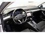 Volkswagen Passat VARIANT 1.5 TSI Business Aut. [ Panorama LED Virtual Stoelverwarming ]
