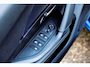 Peugeot e-2008 EV Allure 50 kWh I 85% SOH I Pano I Carplay I super netjes I Geurvrij I