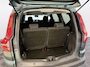 Dacia Jogger 140PK Hybrid Extreme 7p. Automaat | 7 Zitplaatsen | Camera | Parkeersensoren | Apple CarPlay/Android Auto | Digital Cockpit | Cruise Control | Lichtmetalen Velgen | Licht & Regen Sensor | Full LED |