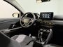 Dacia Jogger 140PK Hybrid Extreme 7p. Automaat | 7 Zitplaatsen | Camera | Parkeersensoren | Apple CarPlay/Android Auto | Digital Cockpit | Cruise Control | Lichtmetalen Velgen | Licht & Regen Sensor | Full LED |