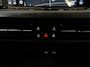 Volkswagen Golf 1.5 eTSI R-Line DSG | Trekhaak | Harman/Kardon | Stuurverwarming | Zondag Open!