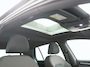 Volkswagen Golf 1.4 TSI Highline R-Line | Digital Cockpit | Panoramadak | Trekhaak | Zondag Open!