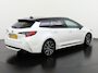 Toyota Corolla Touring Sports 2.0 Hybrid Executive Bi Tone | Head-Up | Leder/alcantara | JBL | Zondag Open!
