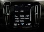Volvo XC40 1.5 T5 Plug-in hybrid Ultimate Dark | Panoramadak | Trekhaak | Zondag Open!