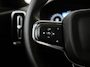 Volvo XC40 1.5 T5 Plug-in hybrid Ultimate Dark | Panoramadak | Trekhaak | Zondag Open!