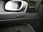 Volvo XC40 1.5 T5 Plug-in hybrid Ultimate Dark | Panoramadak | Trekhaak | Zondag Open!