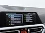 BMW 3-Serie 330e High Executive Shadow Line | Schuif/kanteldak | Head-up Display | Harman/Kardon | Lederen bekleding |