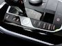 BMW 3-Serie 330e High Executive Shadow Line | Schuif/kanteldak | Head-up Display | Harman/Kardon | Lederen bekleding |