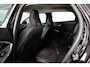 Volvo V40 T2 Nordic+ - Automaat - Parkeerverwarming - LED-koplampen - Navigatie - Verwarmbare voorstoelen - Verwarmbare voorruit - Trekhaak afneembaar
