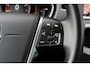 Volvo V40 T2 Nordic+ - Automaat - Parkeerverwarming - LED-koplampen - Navigatie - Verwarmbare voorstoelen - Verwarmbare voorruit - Trekhaak afneembaar
