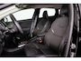 Volvo V40 T2 Nordic+ - Automaat - Parkeerverwarming - LED-koplampen - Navigatie - Verwarmbare voorstoelen - Verwarmbare voorruit - Trekhaak afneembaar