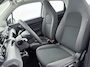 Leapmotor T03 Design 37.3 kWh 95pk | 265km WLTP Actieradius | Navigatie | Panoramadak | Achteruitrijcamera | Adaptieve Cruise Control | Climate Control | Parkeersensoren | Bluetooth | Keyless start | Volledig digitaal instrumentenpaneel | 15" Lichtmetalen velgen |