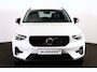 Volvo XC40 B3 Plus Dark - IntelliSafe Assist & Surround - 360º Camera - Harman/Kardon audio - Verwarmde voorstoelen & stuur - Parkeersensoren voor & achter - Elektr. bedienb. voorstoelen met geheugen links - Draadloze tel. lader - Standkachel - Extra getint glas - 18' LMV