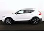 Volvo XC40 B3 Plus Dark - IntelliSafe Assist & Surround - 360º Camera - Harman/Kardon audio - Verwarmde voorstoelen & stuur - Parkeersensoren voor & achter - Elektr. bedienb. voorstoelen met geheugen links - Draadloze tel. lader - Standkachel - Extra getint glas - 18' LMV