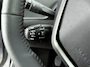 Peugeot 2008 SUV 100pk Allure | Navigatie | Parkeersensoren | Volledig Digitaal instrumentenpaneel | Draadloos Carplay
