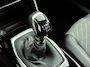 Peugeot 2008 SUV 100pk Allure | Navigatie | Parkeersensoren | Volledig Digitaal instrumentenpaneel | Draadloos Carplay