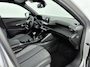 Peugeot 2008 SUV 100pk Allure | Navigatie | Parkeersensoren | Volledig Digitaal instrumentenpaneel | Draadloos Carplay