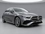 Mercedes-Benz A-klasse 180 Business Solution AMG | AMG Plus Pakket | Night Pakket | Panoramadak | Burmester Surround Sound | 360° Camera | Head-up Display | Dodehoekassistent | MULTIBEAM LED Koplampen | Elektrisch Verstelbare Stoelen + Memory | Stoelverwarming | Sfeerverlichting | Apple CarPlay | Android Auto | Elektrisch Inklapbare Buitenspiegels | Parkeersensoren