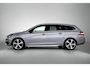 Peugeot 308 SW Blue Lease GT 130pk Automaat | Navigatie | Achteruitrijcamera | Full LED koplampen | Adaptieve Cruise Control | Keyless | Sportstoelen Leder/Alcantara verwarmd+massage | Climate Control | Parkeersensoren v+a | Dodehoeksensor | Apple CarPlay / Android Auto | Donker getint glas | Trekhaak | 18" lichtmetalen velgen |