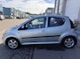 Peugeot 107 1.0 Active/ AUTOMAAT/ nap/ 2e EIG/ dealeronderhouden/ 1jaar apk/ airco/ EL-ramen/ zeer nette auto.