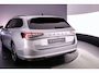 Skoda Superb Sportline Business 1.5 TSI PHEV 204pk DSG Automaat Trekhaak, Adaptive cruise control, LED matrix koplampen, Achteruitrijcamera, Navigatie, Elektrische achterklep