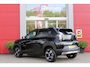 Fiat Grande Panda LA PRIMA 11 kW 44 kWh | WINTER PACK: (VERWARMBARE VOORSTOELEN, VERWARMBAAR STUURWIEL, VERWARMBARE VOORRUIT) | 17" LICHTMETALEN VELGEN "GLOSSY BLACK" | ELEKTRISCH INKLAPBARE BUITENSPIEGELS | MIDDENARMSTEUN VOOR | NAVIGATIE | DRAADLOZE TELEFOONLADER | ACHTERUITRIJ CAMERA MET DYNAMISCHE HULPLIJNEN | REGENSENSOR | CLIMATE CONTROL | DAB+ RADIO | DRAADLOZE APPLE CARPLAY/ANDROID AUTO | GETINTE ACHTERRUITEN | PARKEERSENSOREN VOOR EN ACHTER | CINEMA BLACK |