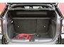 Fiat Grande Panda LA PRIMA 11 kW 44 kWh | WINTER PACK: (VERWARMBARE VOORSTOELEN, VERWARMBAAR STUURWIEL, VERWARMBARE VOORRUIT) | 17" LICHTMETALEN VELGEN "GLOSSY BLACK" | ELEKTRISCH INKLAPBARE BUITENSPIEGELS | MIDDENARMSTEUN VOOR | NAVIGATIE | DRAADLOZE TELEFOONLADER | ACHTERUITRIJ CAMERA MET DYNAMISCHE HULPLIJNEN | REGENSENSOR | CLIMATE CONTROL | DAB+ RADIO | DRAADLOZE APPLE CARPLAY/ANDROID AUTO | GETINTE ACHTERRUITEN | PARKEERSENSOREN VOOR EN ACHTER | CINEMA BLACK |