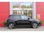 Fiat Grande Panda LA PRIMA 11 kW 44 kWh | WINTER PACK: (VERWARMBARE VOORSTOELEN, VERWARMBAAR STUURWIEL, VERWARMBARE VOORRUIT) | 17" LICHTMETALEN VELGEN "GLOSSY BLACK" | ELEKTRISCH INKLAPBARE BUITENSPIEGELS | MIDDENARMSTEUN VOOR | NAVIGATIE | DRAADLOZE TELEFOONLADER | ACHTERUITRIJ CAMERA MET DYNAMISCHE HULPLIJNEN | REGENSENSOR | CLIMATE CONTROL | DAB+ RADIO | DRAADLOZE APPLE CARPLAY/ANDROID AUTO | GETINTE ACHTERRUITEN | PARKEERSENSOREN VOOR EN ACHTER | CINEMA BLACK |