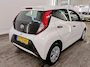 Toyota Aygo 1.0 VVT-i 72pk x-fun | Airconditioning | Bluetooth Carkit en muziek streamen | 5 Deurs | Elektrische ramen voor