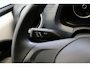 Volkswagen Up! 1.0 BMT move up! PDC / Airco / Rijklaarprijs! / 12mnd Bovag garantie!