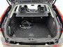 Volvo XC60 2.0 T6 Plug-in hybrid AWD Plus Dark | SOH 100% | Trekhaak | Panoramadak | Lederen bekleding |