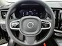 Volvo XC60 2.0 T6 Plug-in hybrid AWD Plus Dark | SOH 100% | Trekhaak | Panoramadak | Lederen bekleding |