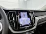 Volvo XC60 2.0 T6 Plug-in hybrid AWD Plus Dark | SOH 100% | Trekhaak | Panoramadak | Lederen bekleding |