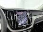 Volvo XC60 2.0 T6 Plug-in hybrid AWD Plus Dark | SOH 100% | Trekhaak | Panoramadak | Lederen bekleding |