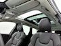 Volvo XC60 2.0 T6 Plug-in hybrid AWD Plus Dark | SOH 100% | Trekhaak | Panoramadak | Lederen bekleding |