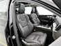 Volvo XC60 2.0 T6 Plug-in hybrid AWD Plus Dark | SOH 100% | Trekhaak | Panoramadak | Lederen bekleding |
