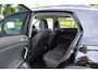 Volkswagen T-Cross 1.0 TSI Life | Adapt Cruise | Carplay | Stoelverw. | Rijstrooksensor met correctie | Led Koplamp | Trekhaak | Keyless |