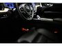 Volvo XC60 2.0 T6 Plug-in hybrid AWD Plus Dark | PREMIUM PACK | PANORAMADAK | HEAD UP | STUURVERWARMING | 360 CAMERA | TREKHAAK | 21"