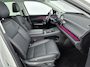 Leapmotor C10 Design REEV Plug-in Hybrid 215pk 28.4 kWh Automaat | Navigatie | Panoramadak | 360° Camera | Stoel- en stuurverwarming | Lederen elektrisch verstelbare en geventileerde stoelen | Elektrische achterklep | Adaptieve Cruise Control | Climate Control | Parkeersensoren | Led koplampen | Donker getint glas | 20" lichtmetalen velgen |