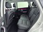 Leapmotor C10 Design REEV Plug-in Hybrid 215pk 28.4 kWh Automaat | Navigatie | Panoramadak | 360° Camera | Stoel- en stuurverwarming | Lederen elektrisch verstelbare en geventileerde stoelen | Elektrische achterklep | Adaptieve Cruise Control | Climate Control | Parkeersensoren | Led koplampen | Donker getint glas | 20" lichtmetalen velgen |