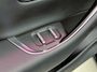 Leapmotor C10 Design REEV Plug-in Hybrid 215pk 28.4 kWh Automaat | Navigatie | Panoramadak | 360° Camera | Stoel- en stuurverwarming | Lederen elektrisch verstelbare en geventileerde stoelen | Elektrische achterklep | Adaptieve Cruise Control | Climate Control | Parkeersensoren | Led koplampen | Donker getint glas | 20" lichtmetalen velgen |